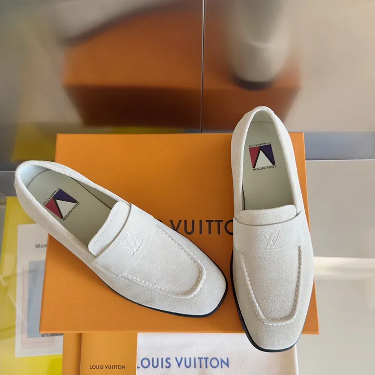 Louis Vuitton Shoe 